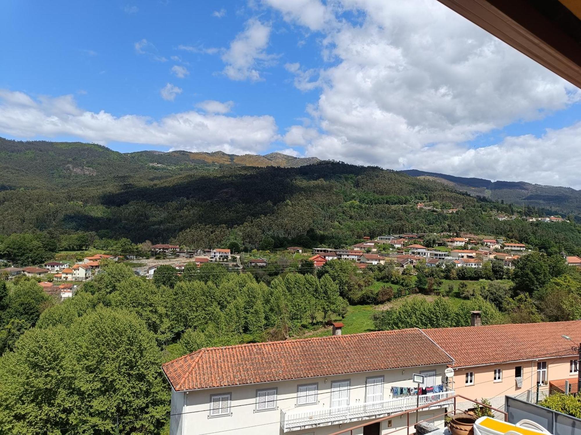 Casa Amarela Da Canicada Vieira do Minho Eksteriør bilde